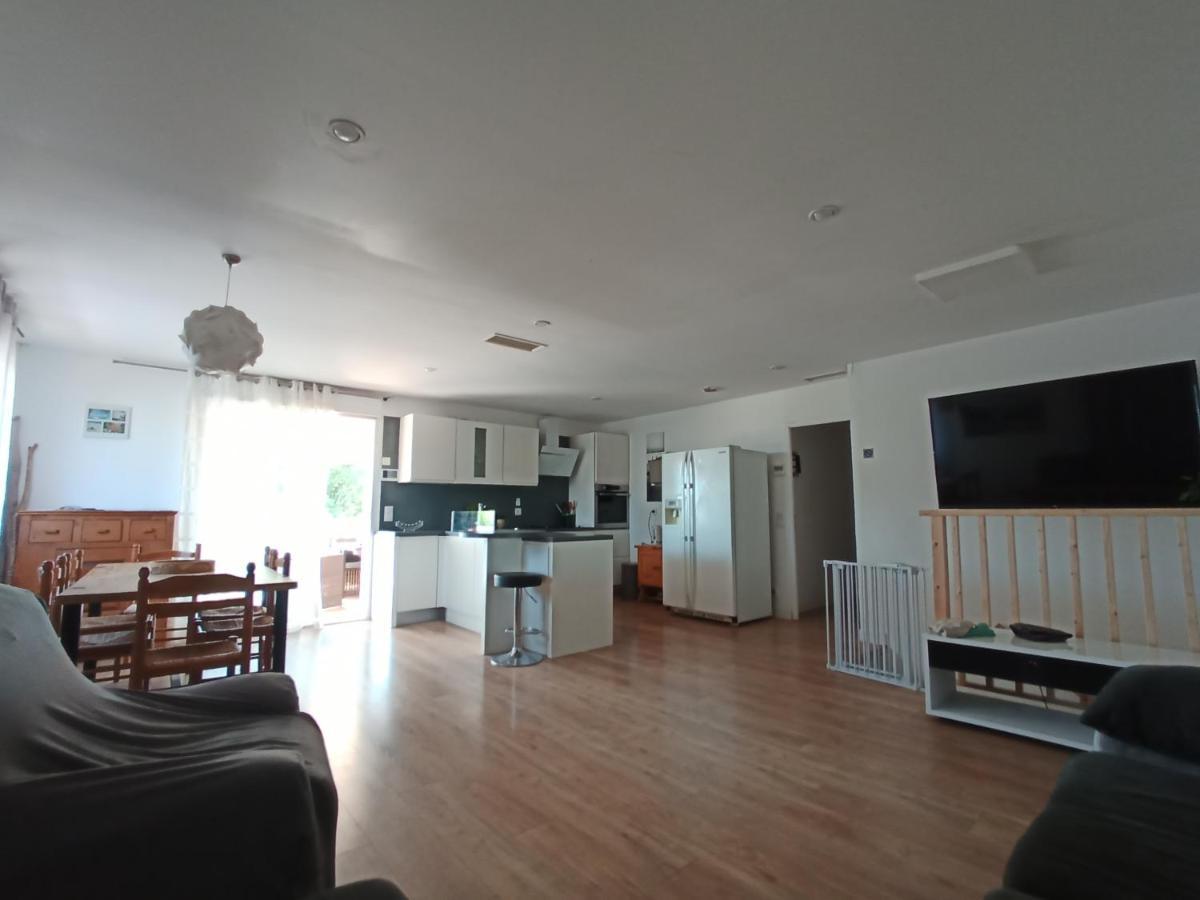 Appartements Dans Residence Avec Piscine - Mer A 500M 海滨圣玛丽 外观 照片